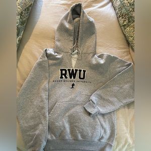 Roger Williams University sweatshirt size medium